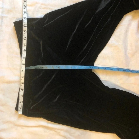 123 Flared legs Black Velvet Velour Casual Pull On  Pants Women Size L - Picture 2 of 4